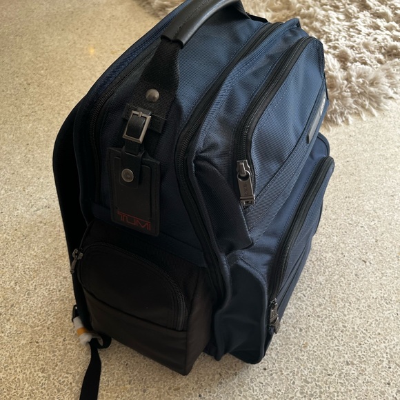 Tumi Alpha Brief Pack Generation 4.2 Navy Black Brand New - Picture 3 of 7